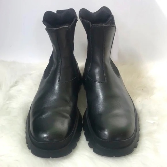 Prada Black Leather Men's Lace Up Boots Made In Italy COA Size 41 - Picture 1 of 9